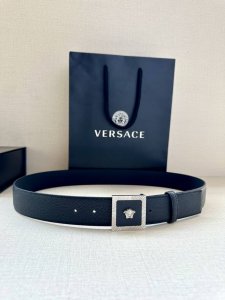 Width 4.0 Cm Versace This Soft Leather Belt With A 3D Medusa Buckle Can Be Paire