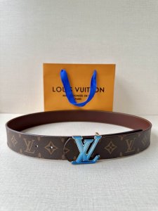4.0 Wide Lv Dimension double-sided belt combines creative heritage with gorgeous