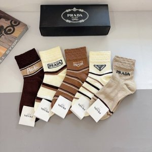 5 pairs per box (with packaging) Prada new mid-calf socks, bamboo cotton fabric