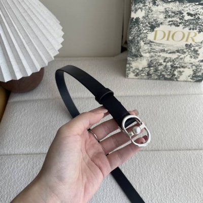 Dior New Belt, Made Of Fine Top Layer Leather, Soft To The Touch, Comfortable An