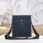 Hermes - Hermes' latest men's crossbody bag is made of original calfskin leathe