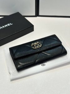 Color: Black Size: 19X10 Timeless classic, Chanel bi-fold wallet has been shipp