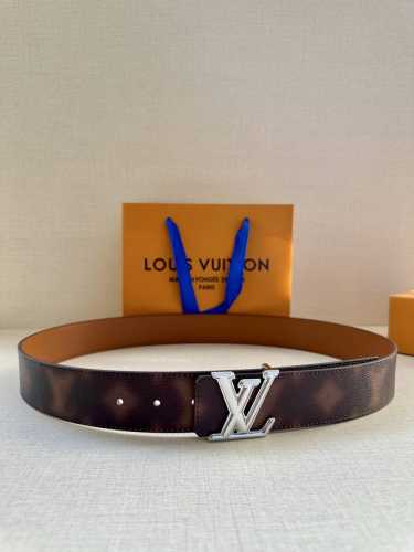 Special 4.0-Inch Width Lv Pyramide This Is Not Mng Double-Sided Belt Features Th
