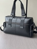 The latest and hottest Prada travel bags from top-tier counters are shipping in