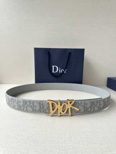 Width 3.5 Cm This 35 Mm Double-Sided Belt Combines Classic Elegance With Modern