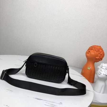 Bv The latest men's crossbody bag, original quality, made from premium waxed cow - Click Image to Close