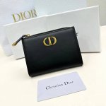 Dior D28 Color: Black Size: 11.5*9*2 Dior's latest style is now available! Made