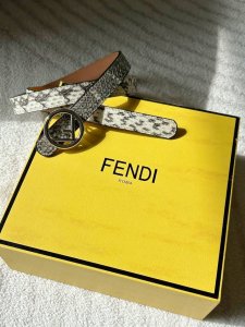 Fend I Fendi counter same high-end women's snakeskin belt, width Cm black genuin
