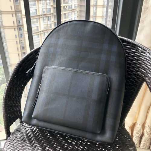 Pay attention to the latest high-end original Burberry backpack from the counte