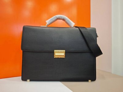 The latest hot-selling Montblanc stainless steel combination lock briefcase from