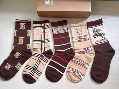 Special offer: Burberry women's knee-high socks, new arrival from the brand. A b
