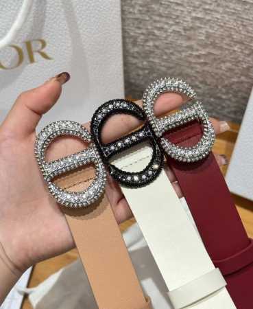 New Dior Women's Belt This belt is crafted from smooth cowhide leather on both - Click Image to Close