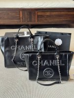 Top-grain cowhide leather Chanel 23P tote beach bag The capacity is large enough