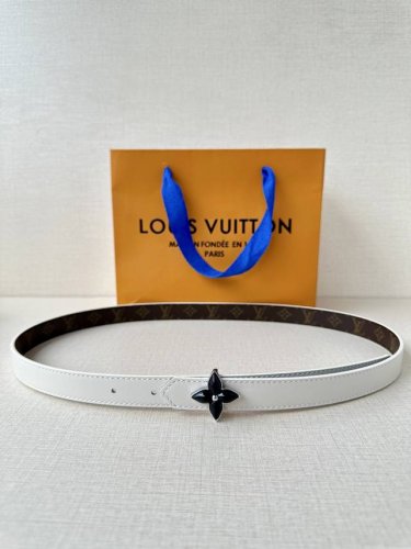 2.0 Wide Lv Mini Flowergram double-sided belt is made of Monogram canvas and sti