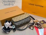 Airplane box with scarf pendant Lv color matching Ivy Woc Super easy to carry L