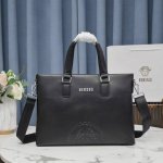 New Versace men's top-grade handbag crossbody bag is a hot-selling item in the