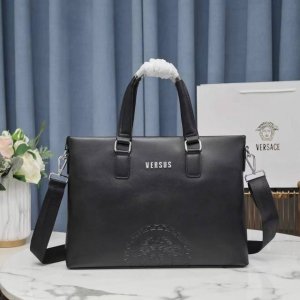 New Versace men's top-grade handbag crossbody bag is a hot-selling item in the