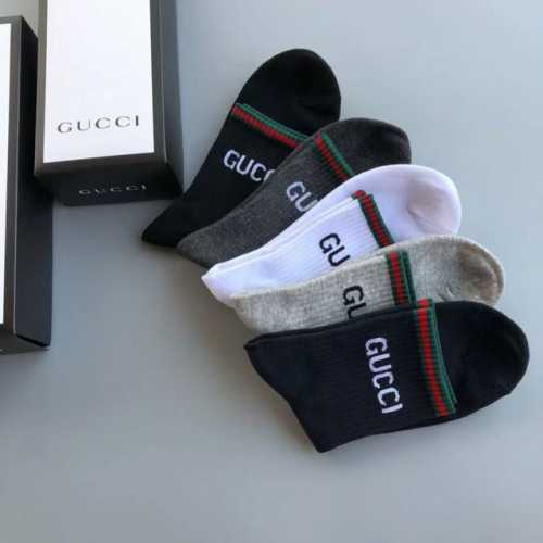 Special Gucci men's socks, five pairs per box, with red and green stripes and th