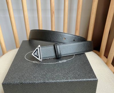 Prada Latest model from Prada store This belt features a triangular metal logo a