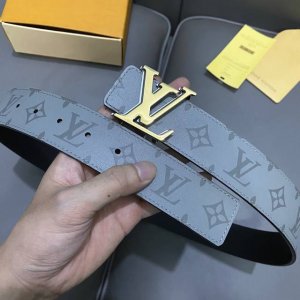 Original packagingL0Uis Vuitt0N This season's new men's original belt width 40mm