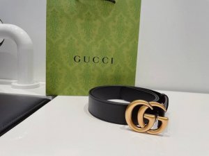 Gucci Couple Belt with Full Packaging Gift Box, Double G Buckle Calfskin Belt,