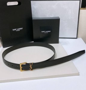 Poplar ForestSalnt.Laurent.Paris.Le Cassandre bark-grain leather beltBelt with a