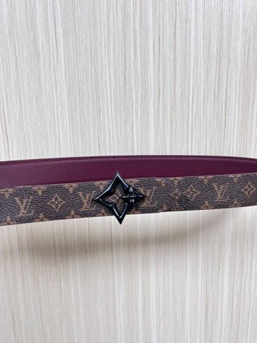 Flowergram Reversible Belt: This belt combines Monogram canvas and Monogram embo
