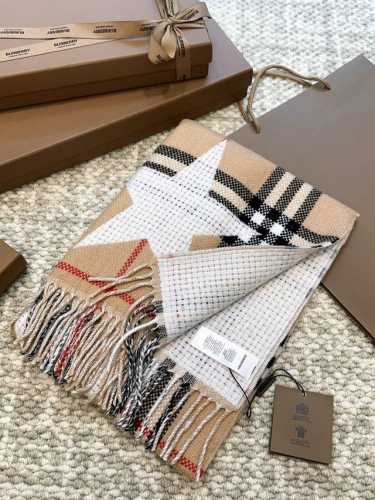 New Arrival from Burberry! A hot seller! Crafted from a select soft wool and ca
