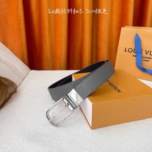 Louis Vuitton: Classic original quality, classic embossed leather surface and or