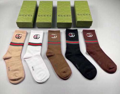 Special Gucci Gucci Big G's new stockings come in a box of five pairs. The Doubl