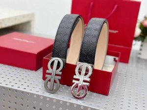 If there's a belt I love this year or 10 years ago, it's Salvatore Ferragamo. I