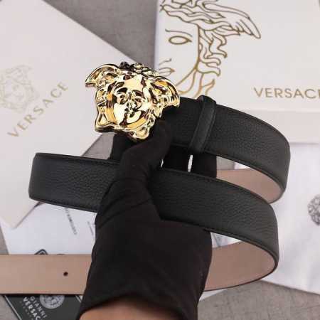 Width: 4.0 Cm Versace This Belt Features A Soft Calf Leather Construction With A - Click Image to Close