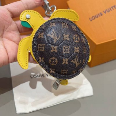 New Official Product M01471 Louis Vuitton Turtle Pouch Keychain Charm for Blueto