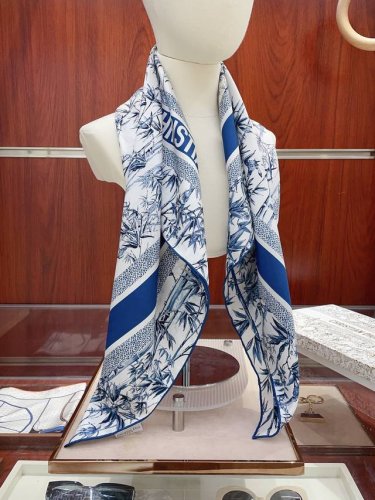 18 Mommy double-sided, same-color, luxurious feel. High-end, fashionable style.