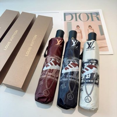 Louis Vuitton's new tri-fold automatic folding umbrella with new coating technol