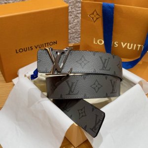 - Lvjia's new men's belt DDD. This double-sided belt features Monogram canvas a