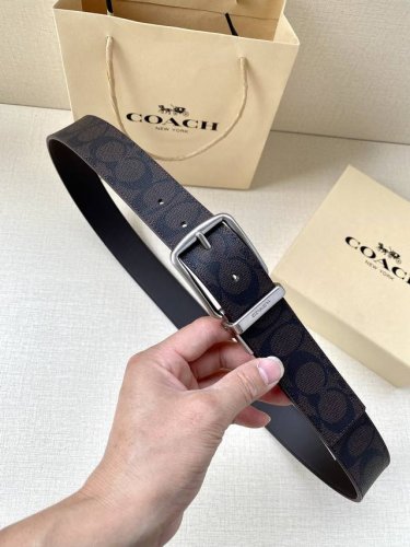 Width 3.8Cm Coach's reversible belt features signature canvas on one side and re