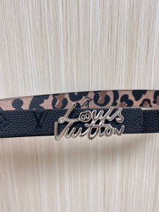 3.0 Imported double-sided calfskin leather with leopard print, calfskin sole, an