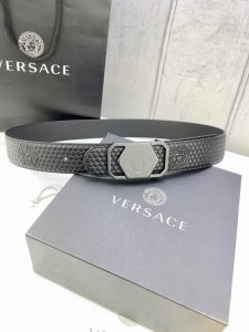 Width 4.0Cm Versaec This Fashionable Belt Is Made Of Soft Calf Leather And Decor