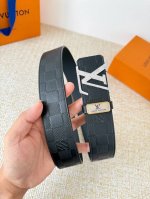Product Name: Louis Vuitton Belt - Original Single Belt Model: Hook, Classic Pur