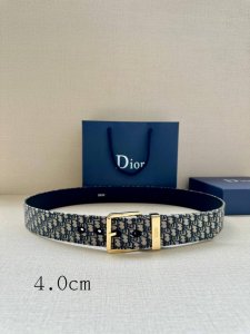 Width 4.0cm This belt is crafted from beige and black micro-Oblique print fabric