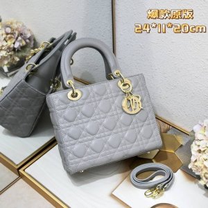 Five-grid sheepskin gray My Lady new design, flap bag, one-shoulder handbag cla