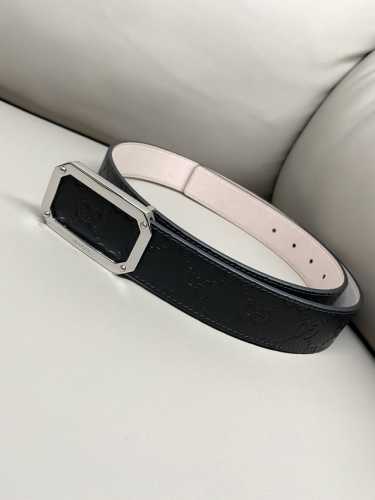 Gg Gucci 3.5cm wide imported cowhide hot-embossed belt with exquisite hardware.