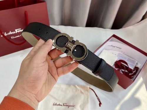 Gift This stylish double-sided belt from Salvatore Ferragamo features a two-tone