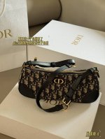 with cowhide Size: 26*11Cm This bag is enough for summer D has secretly release