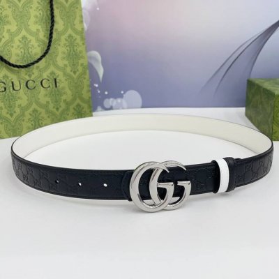 Gucci 3.0cm top-grain cowhide belt with embossed sole, classic double C buckle,