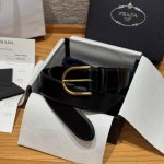 New Pujia calfskin leather belt. This belt features classic lines and exquisite