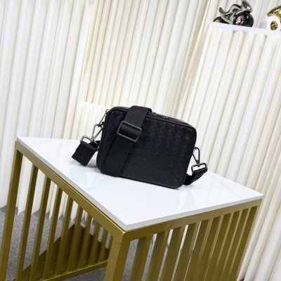 Bv - The latest men's small crossbody bag, original quality, official website sy