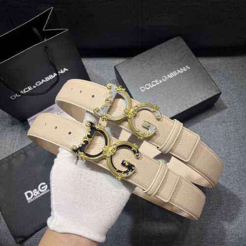 Descente's 2025 spring and summer new quick-drying shorts are a great choice for