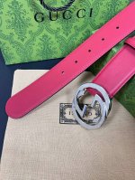 4.0 Double-sided tan calfskin with a plain weave, paired with a classic premium